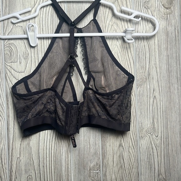 Victorias Secret Women’s Black Lace Halter Bralette Size Large - Picture 5 of 5
